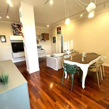 Comfort&relax Elegant Private Garage 'dimora Telesforo'